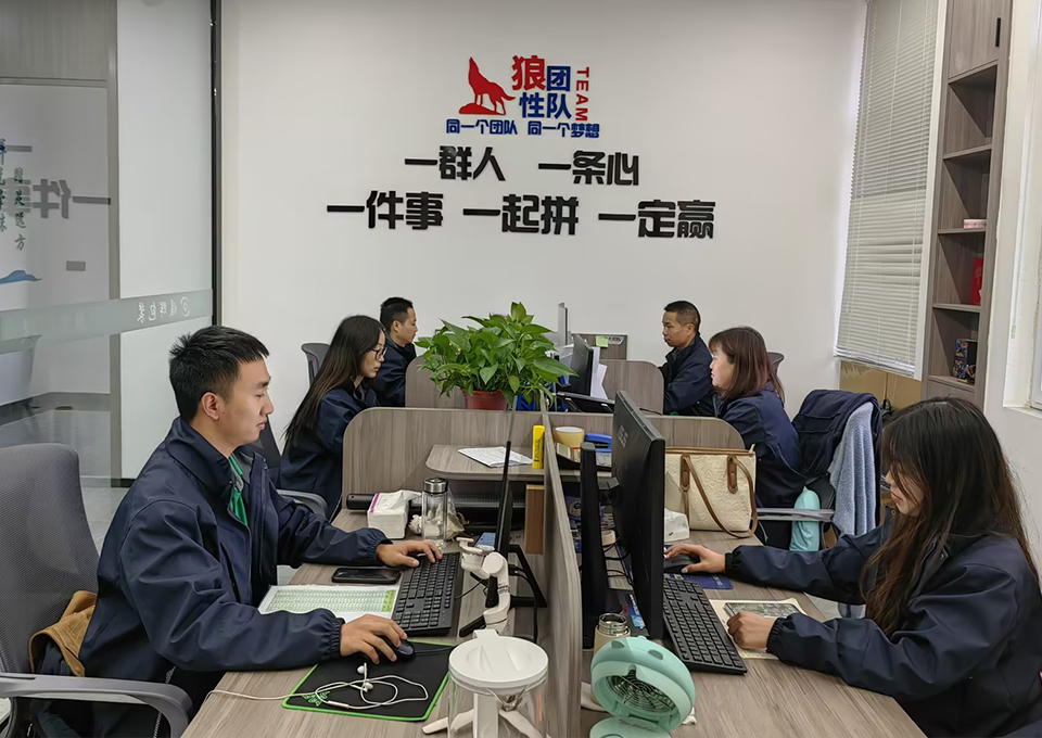 可定制 强大的技术研发团队，接受个性定制
